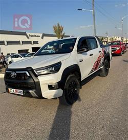 تويوتا هايلوكس